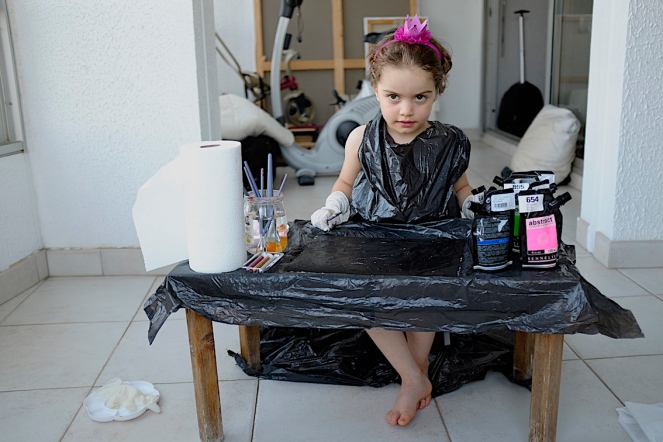 KIDS ART STUDIO ON THE GO HOW TO PROTECT FURNITURE AND FLOORS FROM PAINT